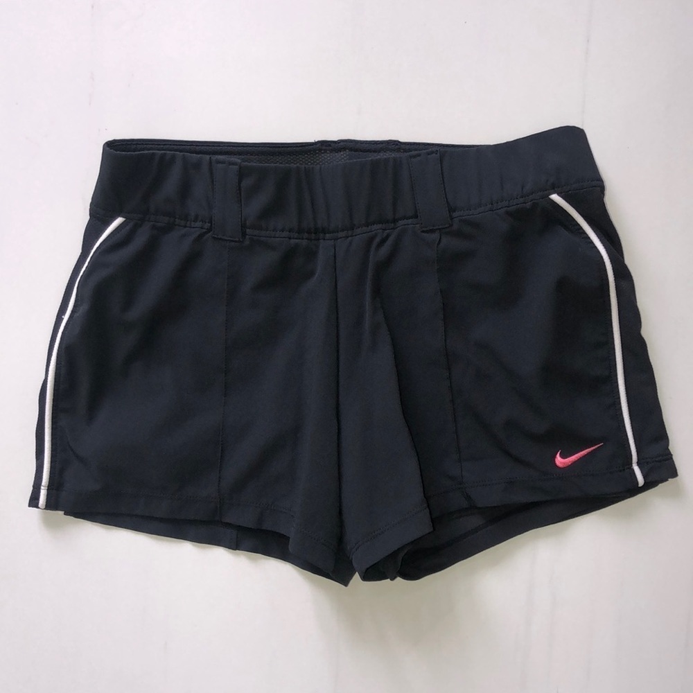 Black Nike elastic Waist Tailored Shorts Size S